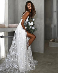 Beach V-Neck Sparkly Lace Wedding Dresses With Split Front
