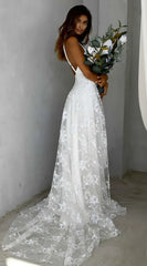 Beach V-Neck Sparkly Lace Wedding Dresses With Split Front