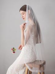 Ivory Tulle Wedding Veils One Layer Bridal Veil with Lace Hem