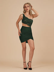 Dark Green – One Shoulder Bodycon Satin Short Homecoming Dress with Appliqué