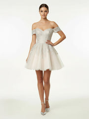 Lace White Appliques A-Line Short Wedding Dress