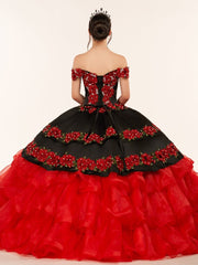 Red Off the Shoulder Quinceanera Dresses with Appliques