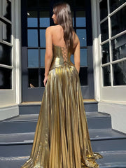 Sweetheart Metallic Pleated Long Formal Dress With Slit