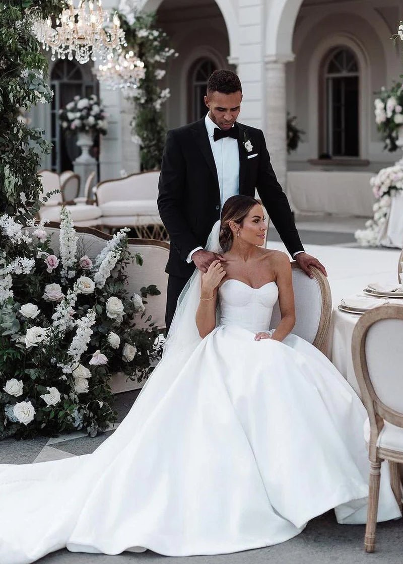 Ball Gown Sweetheart Satin Wedding Dresses