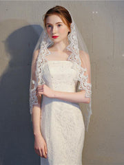 Vintage-Inspired Bridal Mantilla Veils Short Wedding Veil
