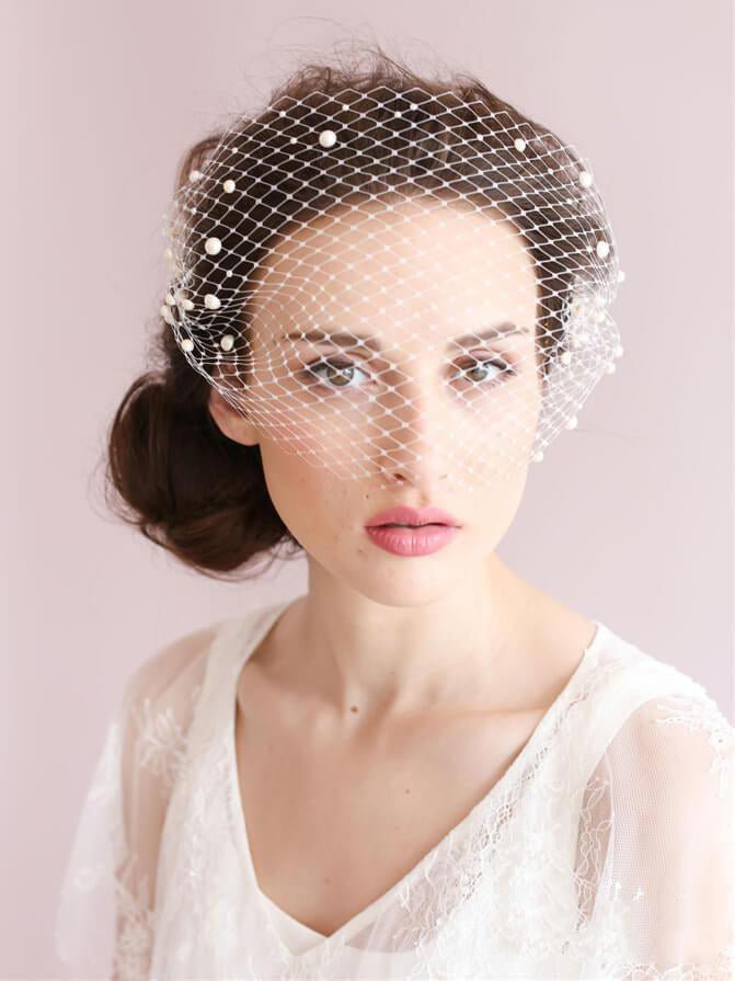 Vintage Ivory Mesh Birdcage Wedding Veils with Pearls