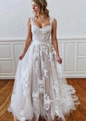 A-Line Straps Sweetheart Wedding Dress with Lace Appliques