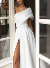 A-Line One-Shoulder Organza Sweep Train Wedding Dress With Appliques Lace