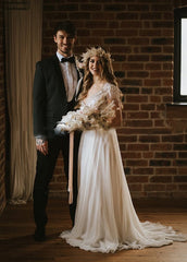 A Line Short Sleeves V Neck Wedding Dresses