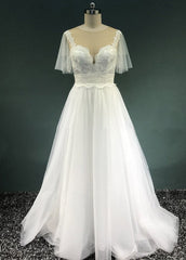A-Line Short Sleeves Lace-Up Long Tulle Appliques Boho Wedding Bridal Gown