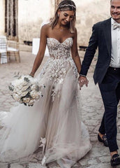 A-line Tulle Skirt Floral Lace Sweetheart Wedding Dresses Backless