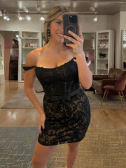 Black - Bodycon Off the Shoulder Beaded Appliques Homecoming Dresses with Bow