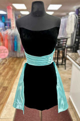 Aqua - Strapless Velvet Homecoming Dress with Train