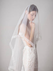 Lace Hemline Ivory Tulle Wedding Veils