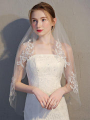 Simmple Short Wedding Veil Lace Mantilla Veils