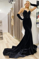 Black Spaghetti Straps Bow-Back Velvet Long Dress